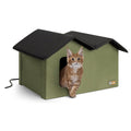 Extra-wide heated outdoor cat shelter with dual doors